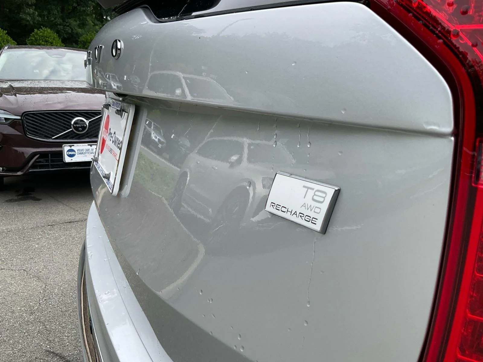 Used 2022 Bright Silver Metallic Volvo Inscription image 17