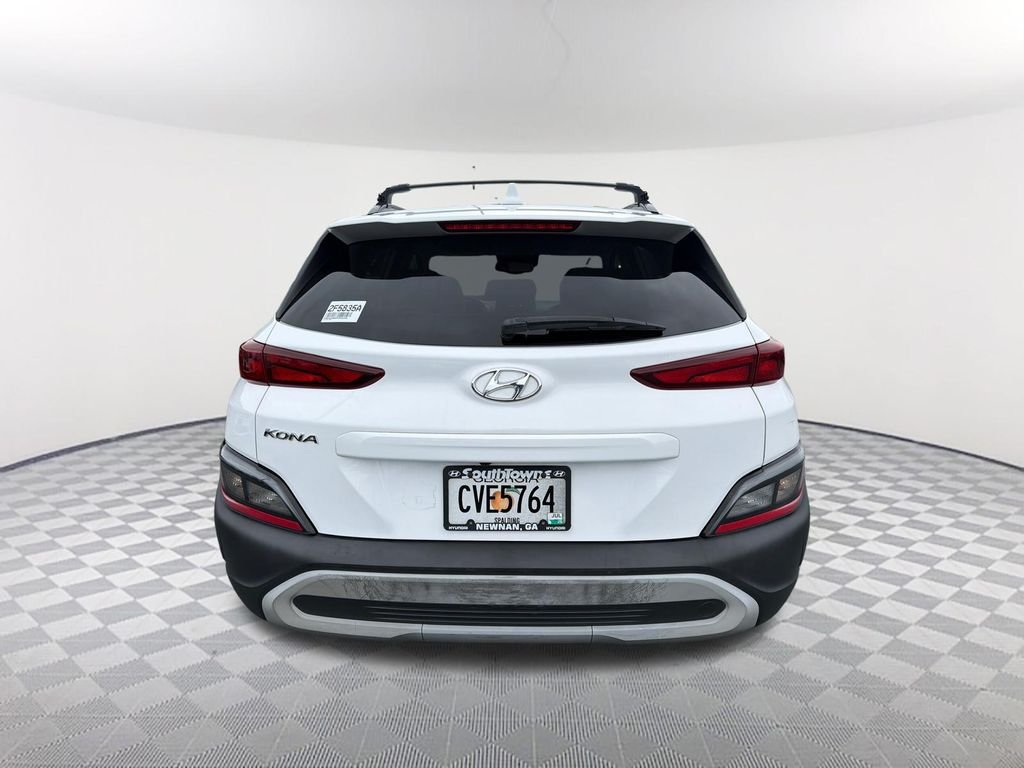 Used 2023 White Hyundai SEL image 6