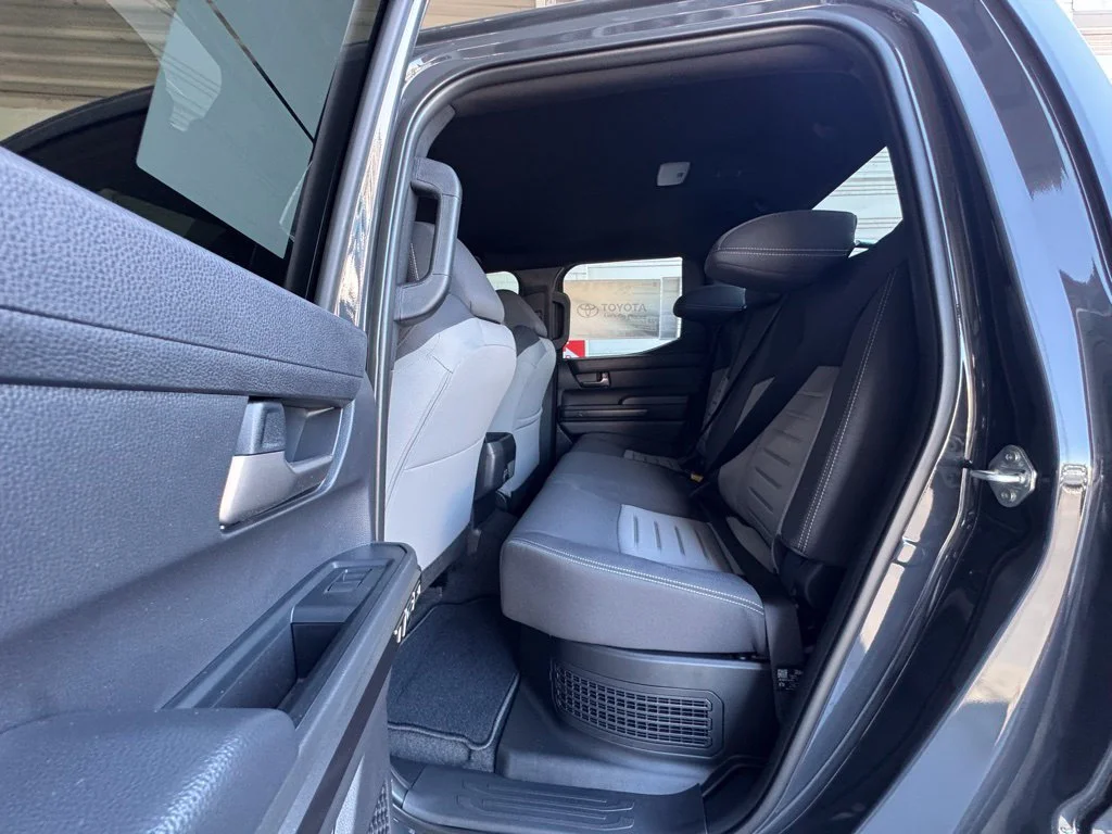 2025 Toyota Tacoma TRD Off Road - Photo 13
