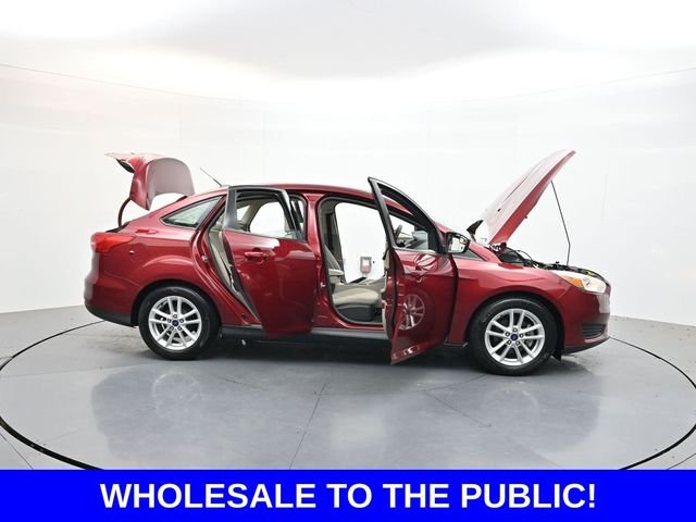 Used 2016 Red Ford SE image 49