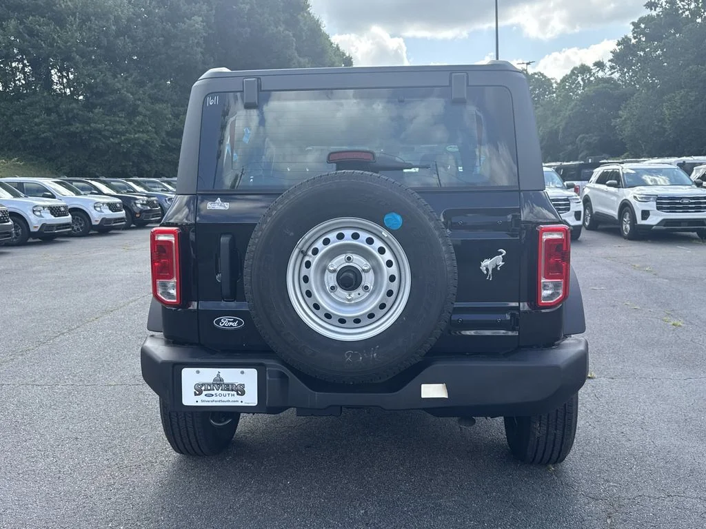 New 2026 Black Ford Base image 6