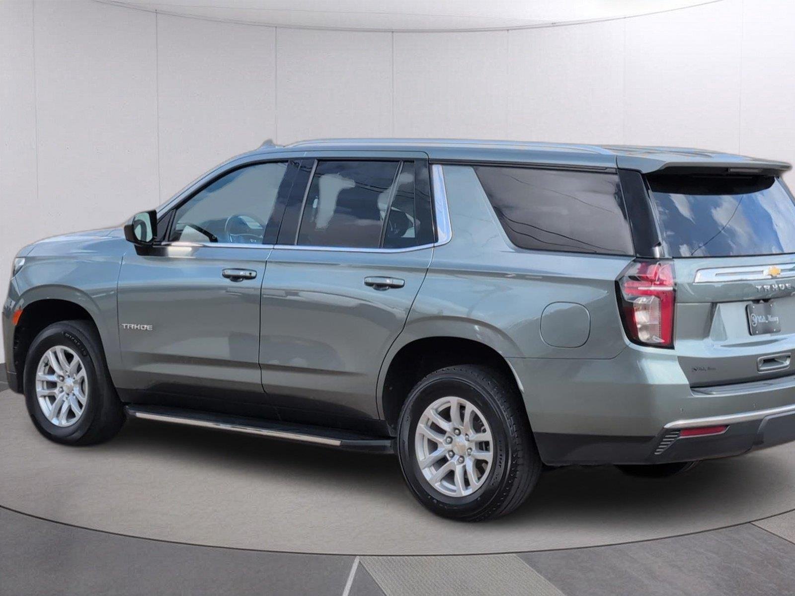 Used 2024 Silver Sage Metallic Chevrolet LT image 3