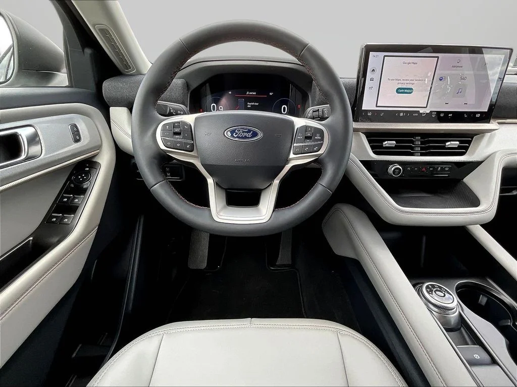 New 2026 Star White Metallic Tri-Coat Ford Active image 17