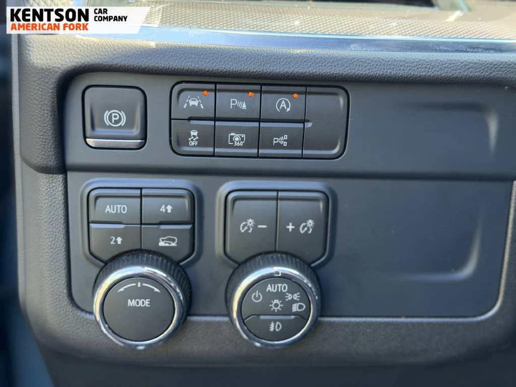 Used 2026 Gray Chevrolet RST image 18