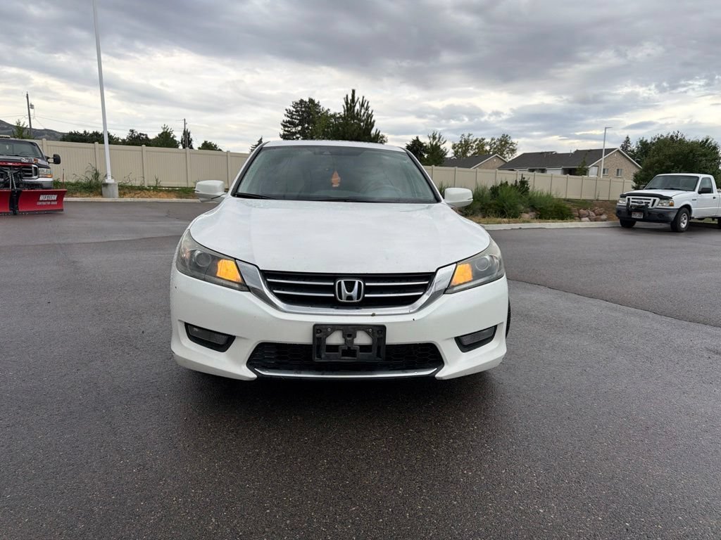 Used 2015 Honda Accord EX-L with VIN 1HGCR2F82FA194546 for sale in Bountiful, UT