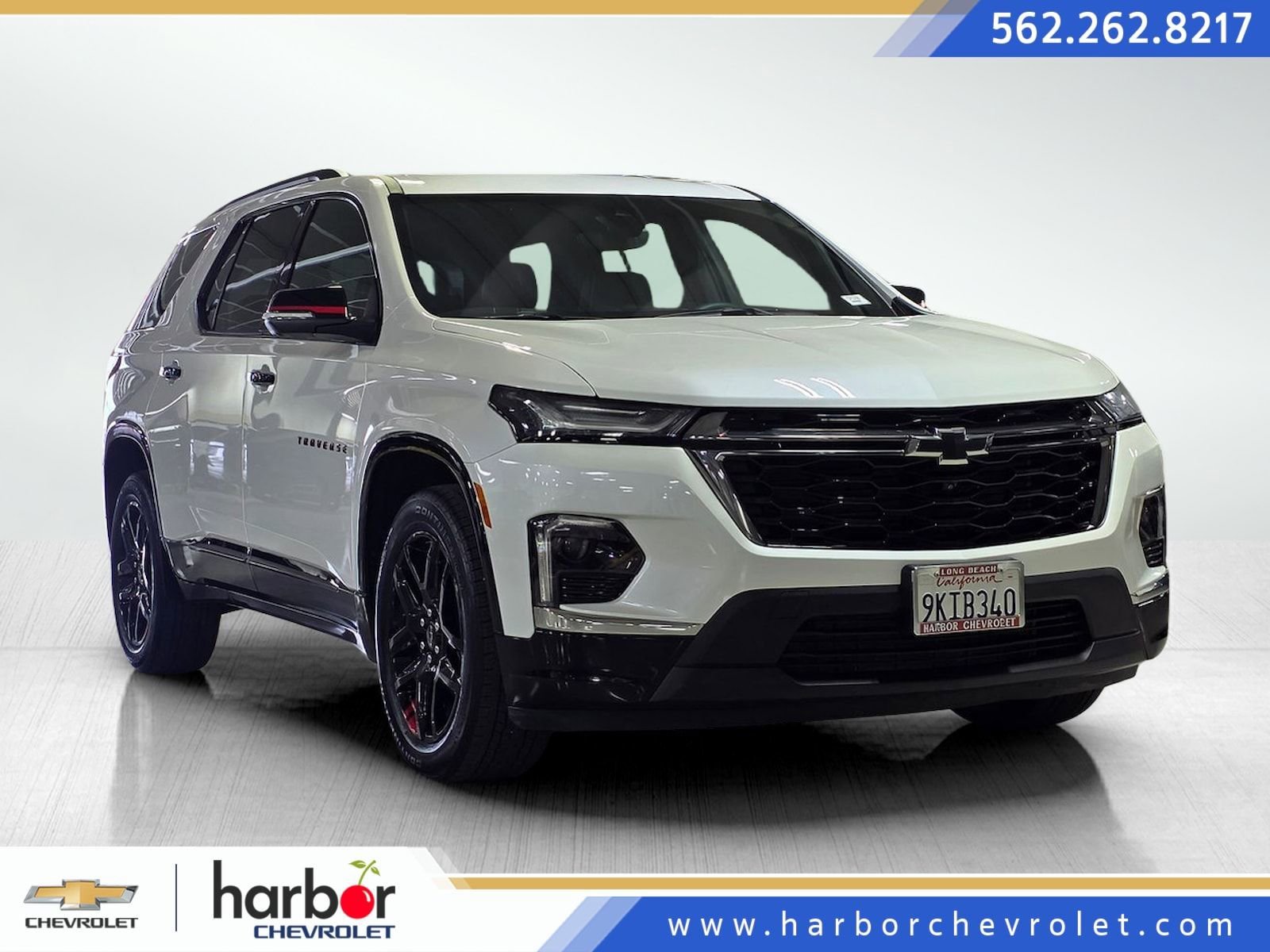 2023 Chevrolet Traverse FWD Premier's photo