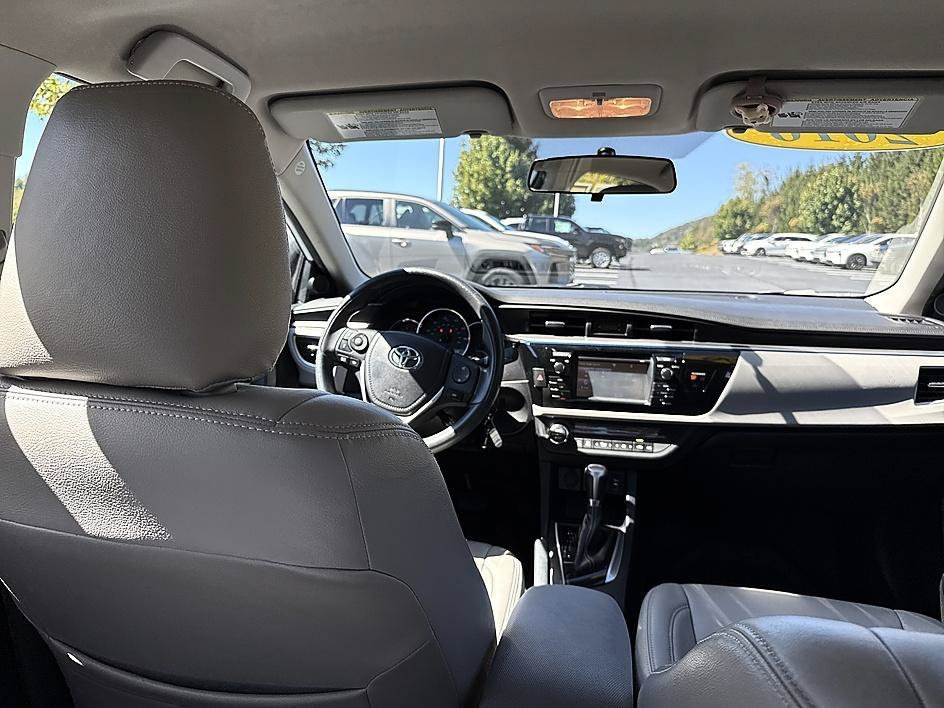 Used 2016 Super White Toyota LE image 19