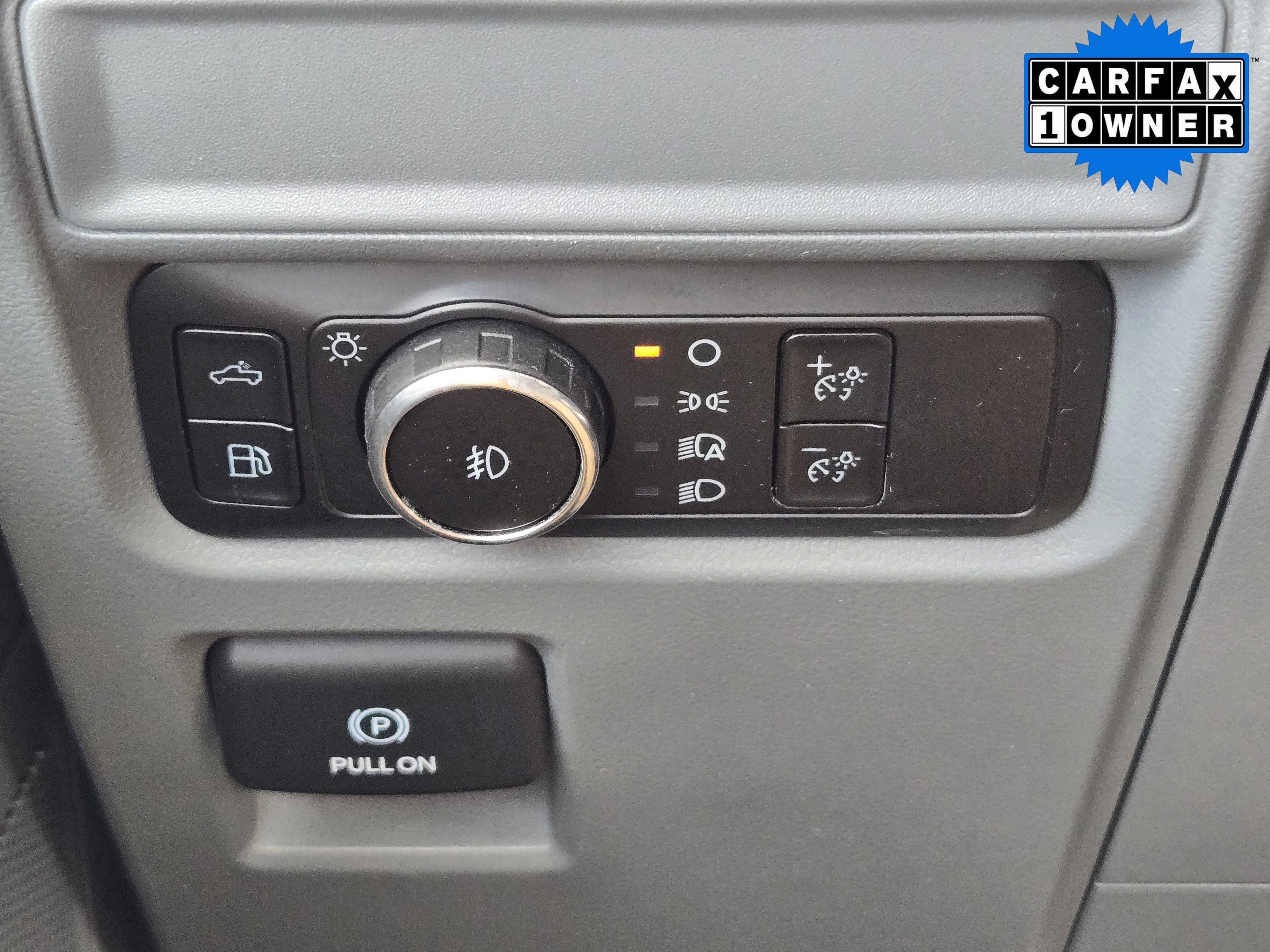 Used 2025 Gray Metallic Ford XLT image 18
