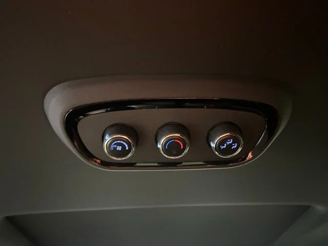 New 2026 Diamond Black Clear-Coat Exterior Paint Dodge GT PLUS image 40
