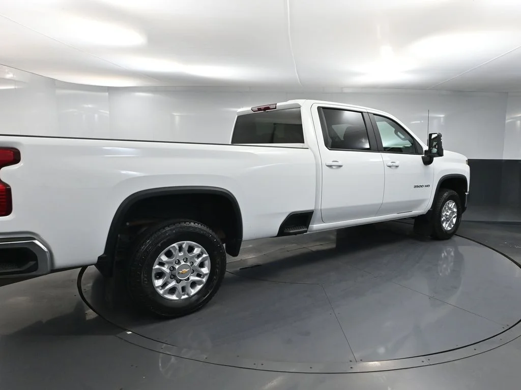 Certified Used 2025 White Chevrolet LT image 3