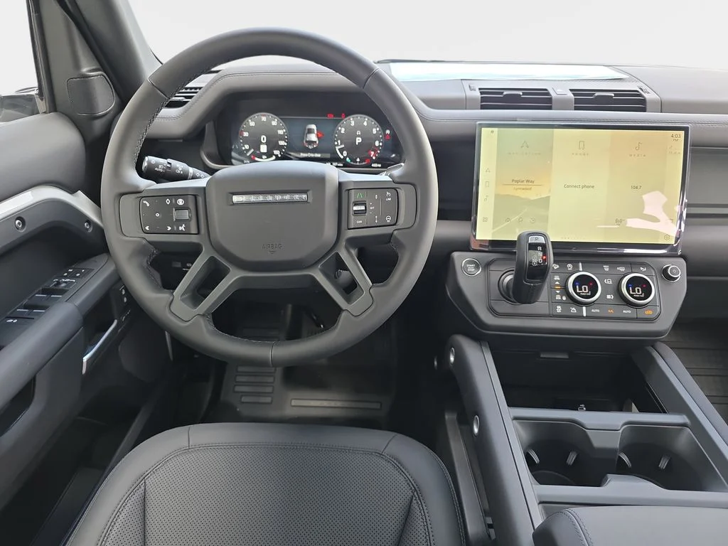 New 2026 Fuji White LAND ROVER S image 15
