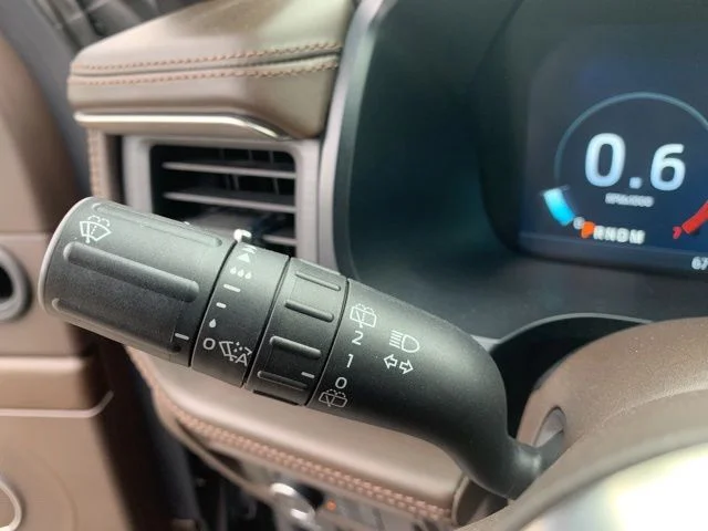 Used 2023 Green Ford King Ranch image 29