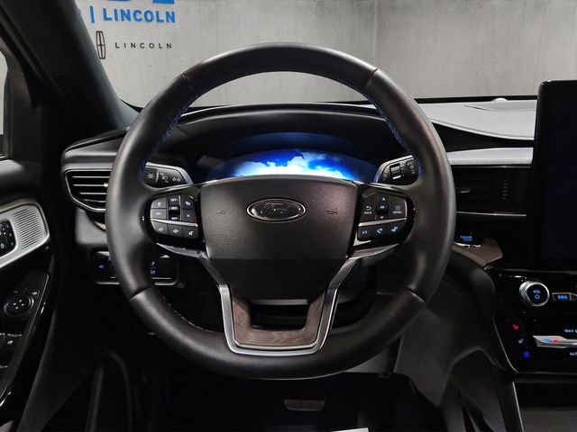 Used 2023 Gray Ford Platinum image 14