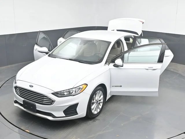 Used 2019 Oxford White Ford SE image 48