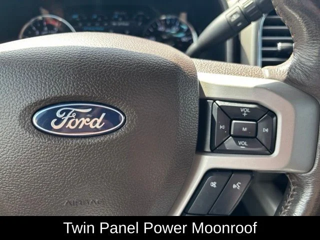 Used 2017 Red Ford King Ranch image 29