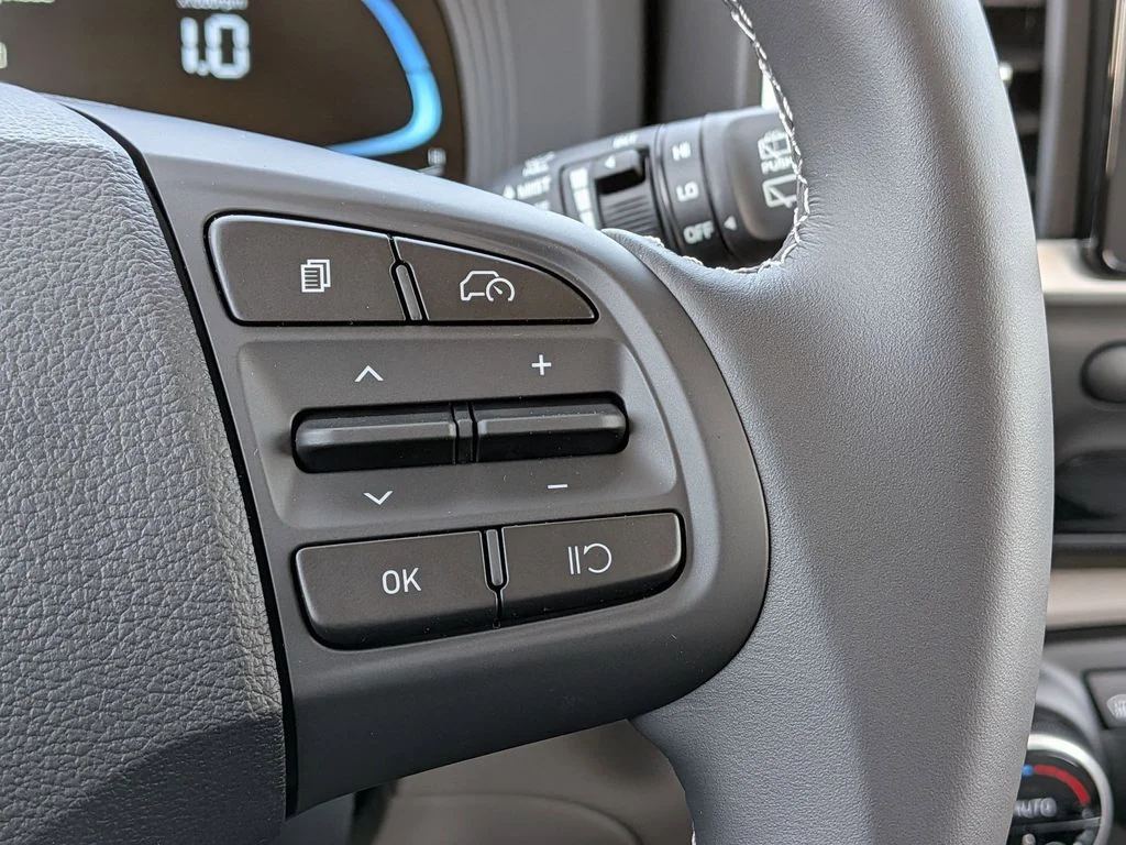 New 2026 White Hyundai SEL image 17
