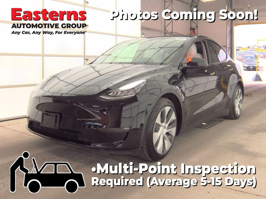 Used 2022 Black Tesla Long Range image 1