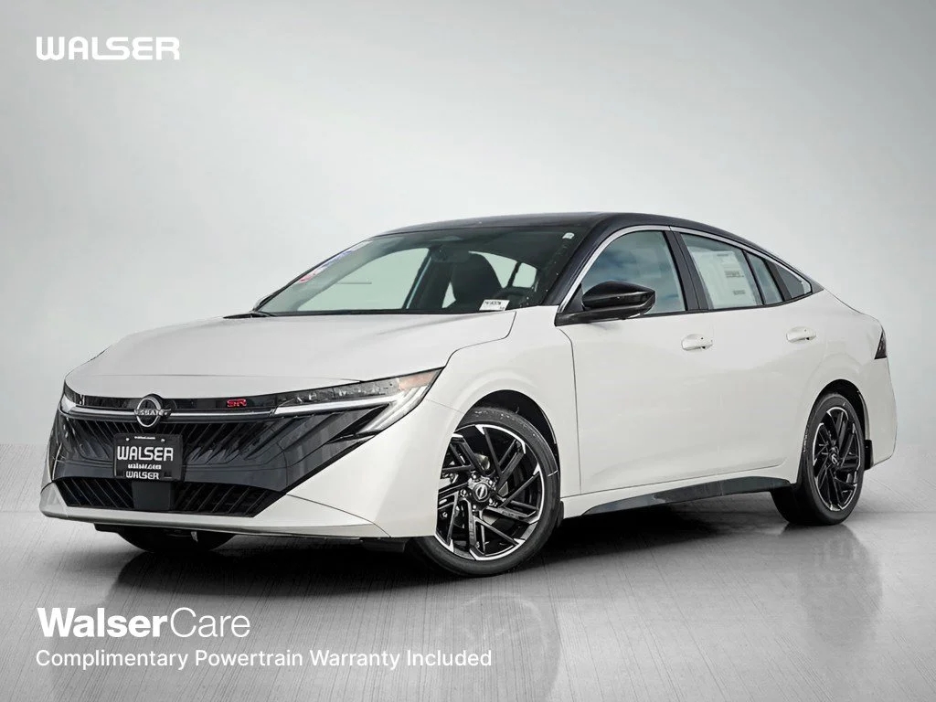 2026 Nissan Sentra SR CVT's photo