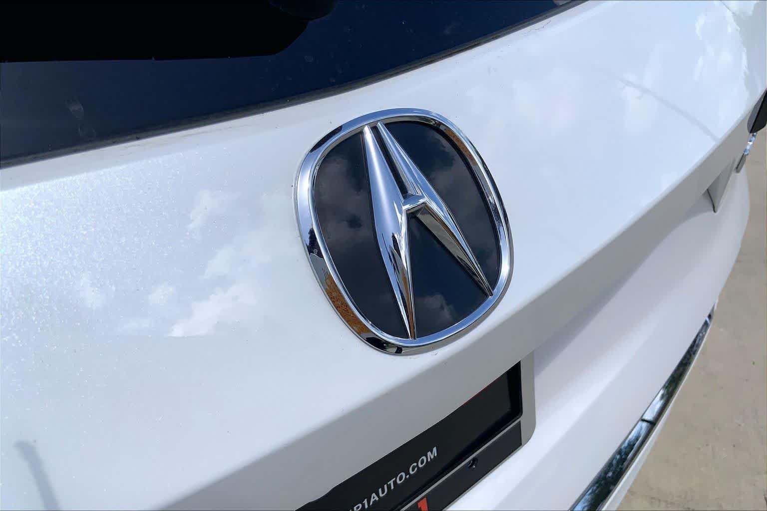 Used 2026 Platinum White Pearl Acura w/Technology Package image 31