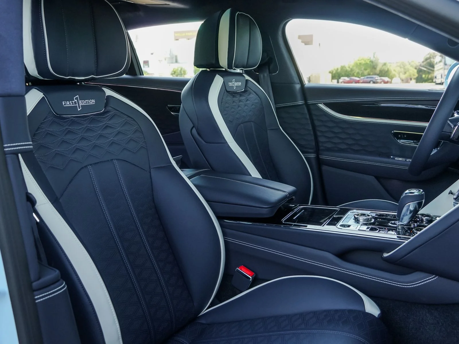 2025 Bentley Flying Spur Speed - Photo 32