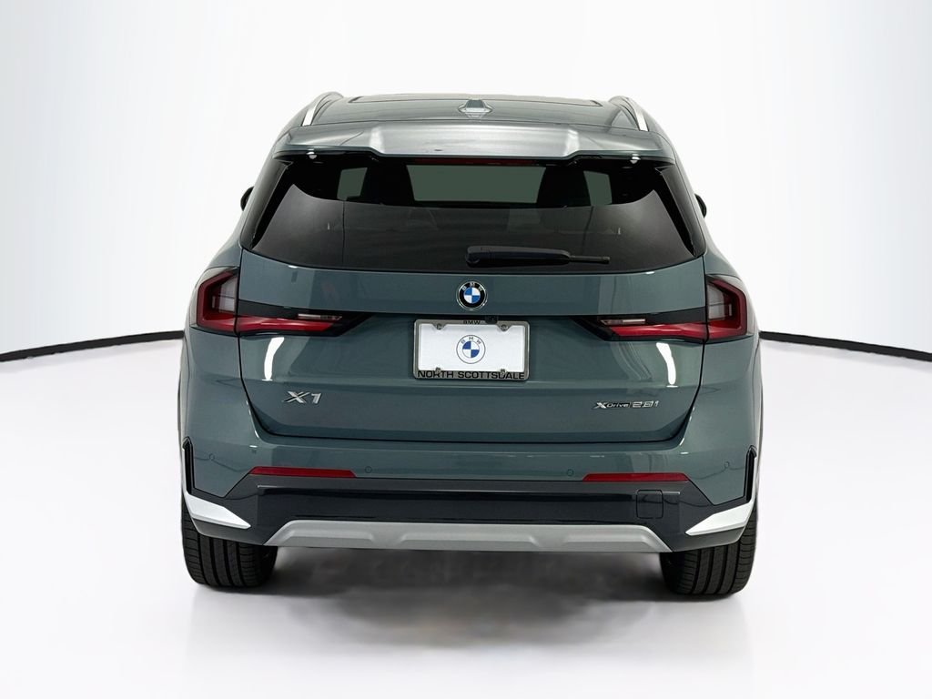 New 2026 Green Metallic BMW xDrive28i image 6