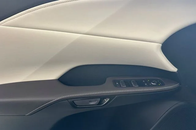 New 2026 Caviar Lexus PREMIUM PLUS image 9