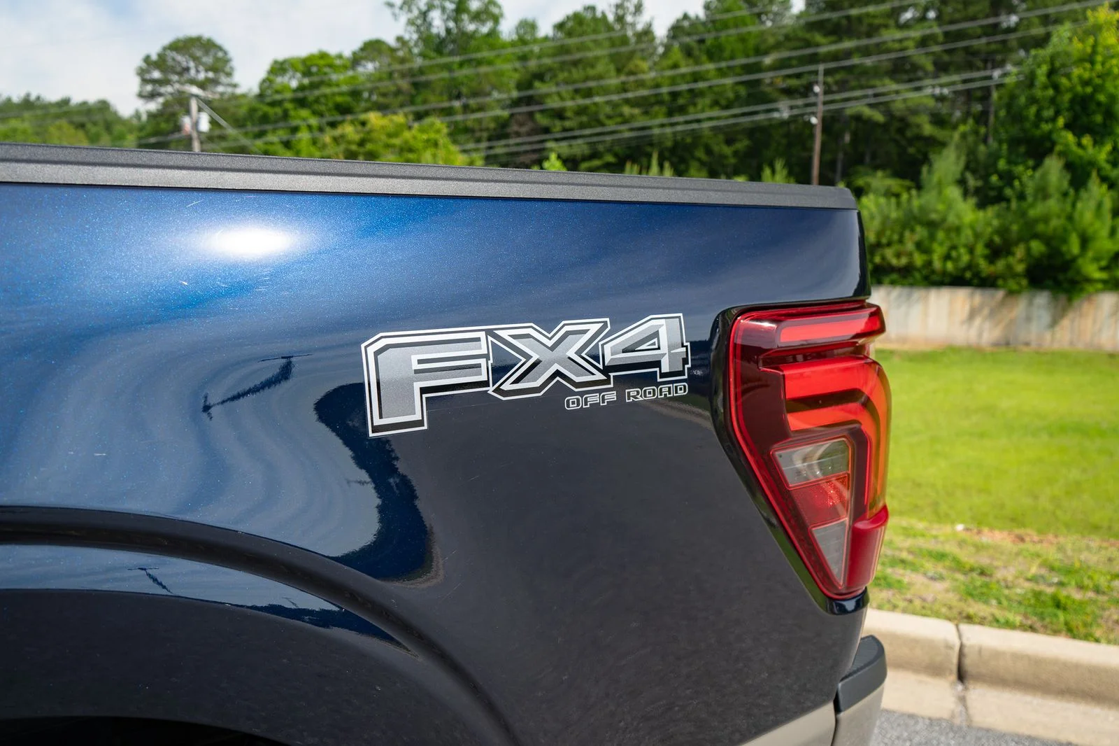 Used 2025 Blue Ford King Ranch image 16