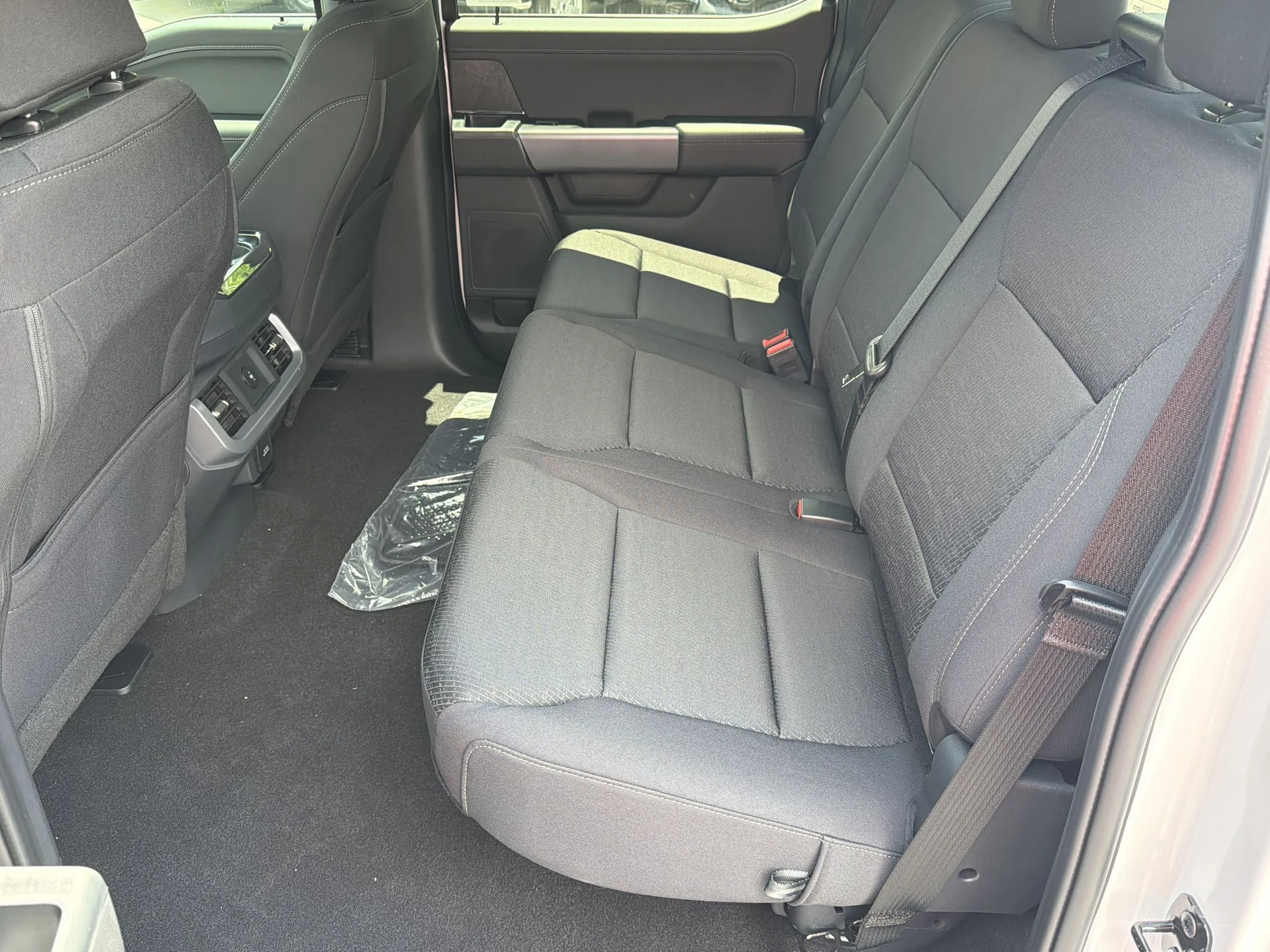 New 2026 Oxford White Ford XLT image 26