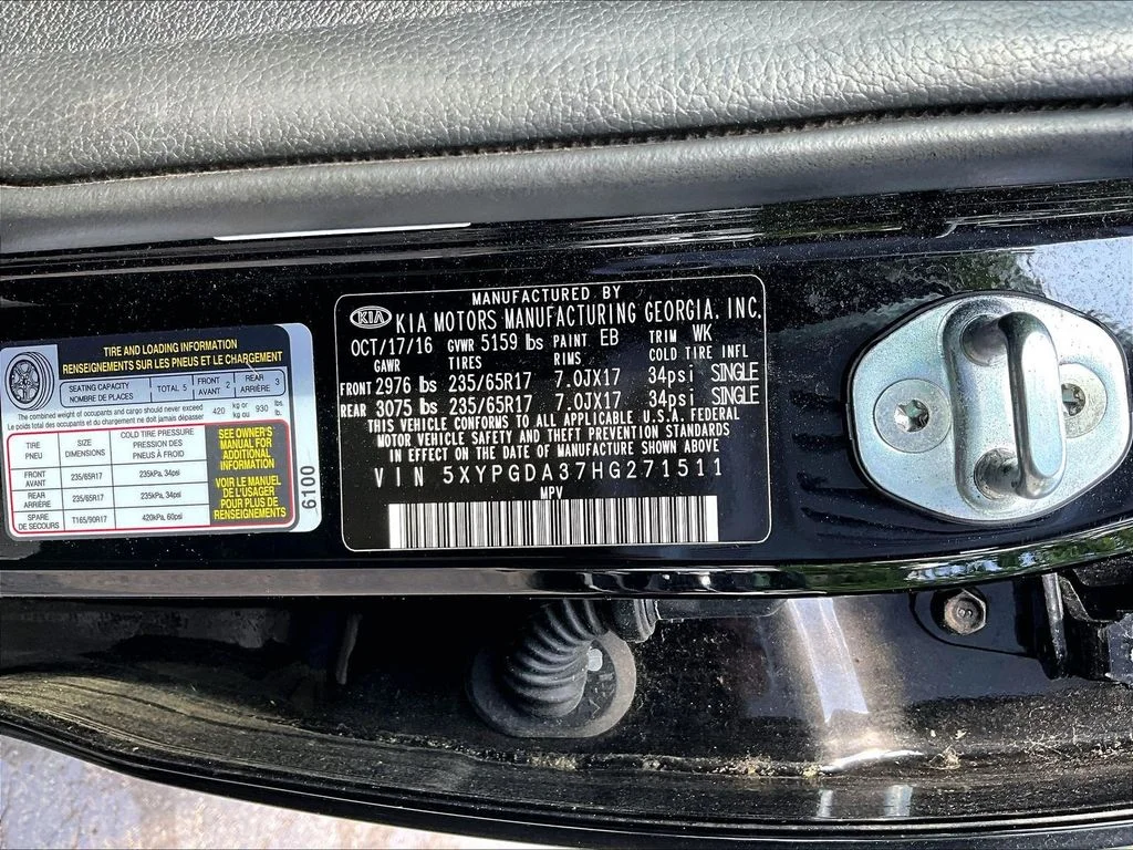 Used 2017 Black Kia LX image 8