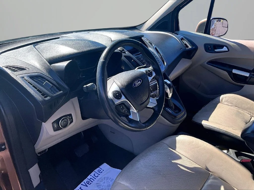 Used 2014  Ford Titanium image 14