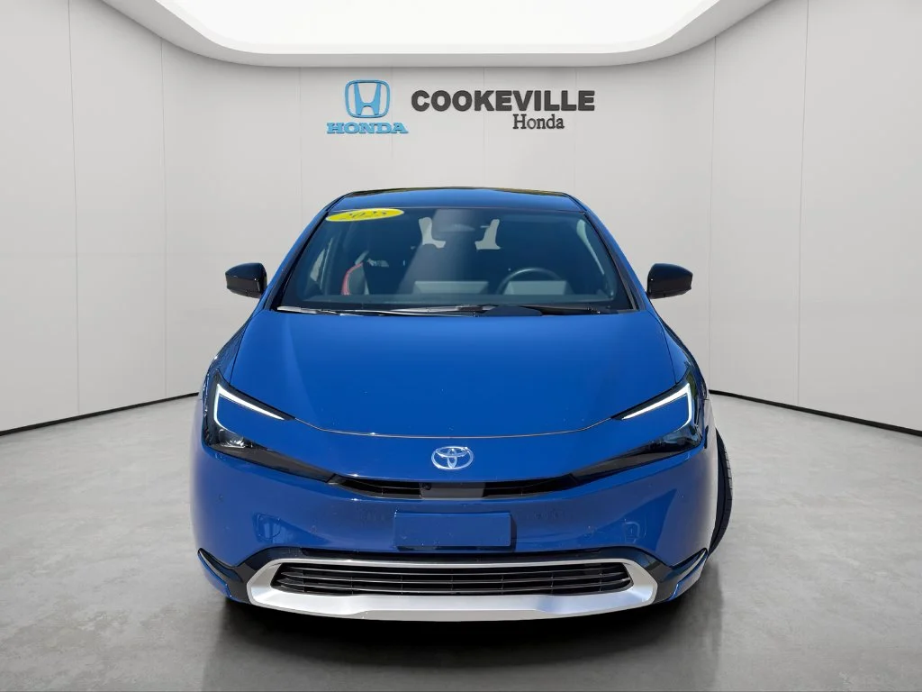 Used 2025 Reservoir Blue Toyota XSE Premium image 4