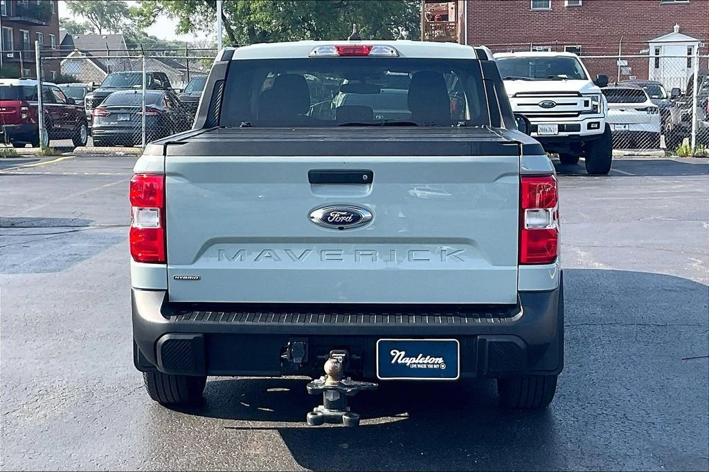 Used 2024 Green Ford XLT image 3