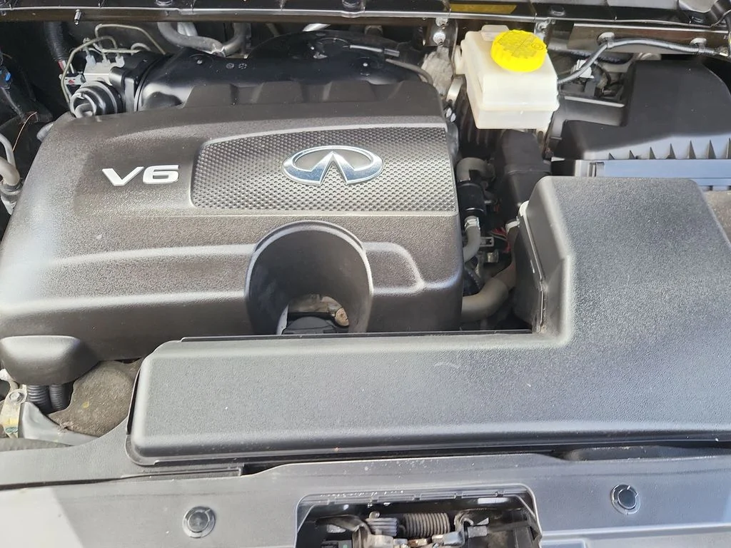 Used 2022 Black INFINITI LUXE image 19