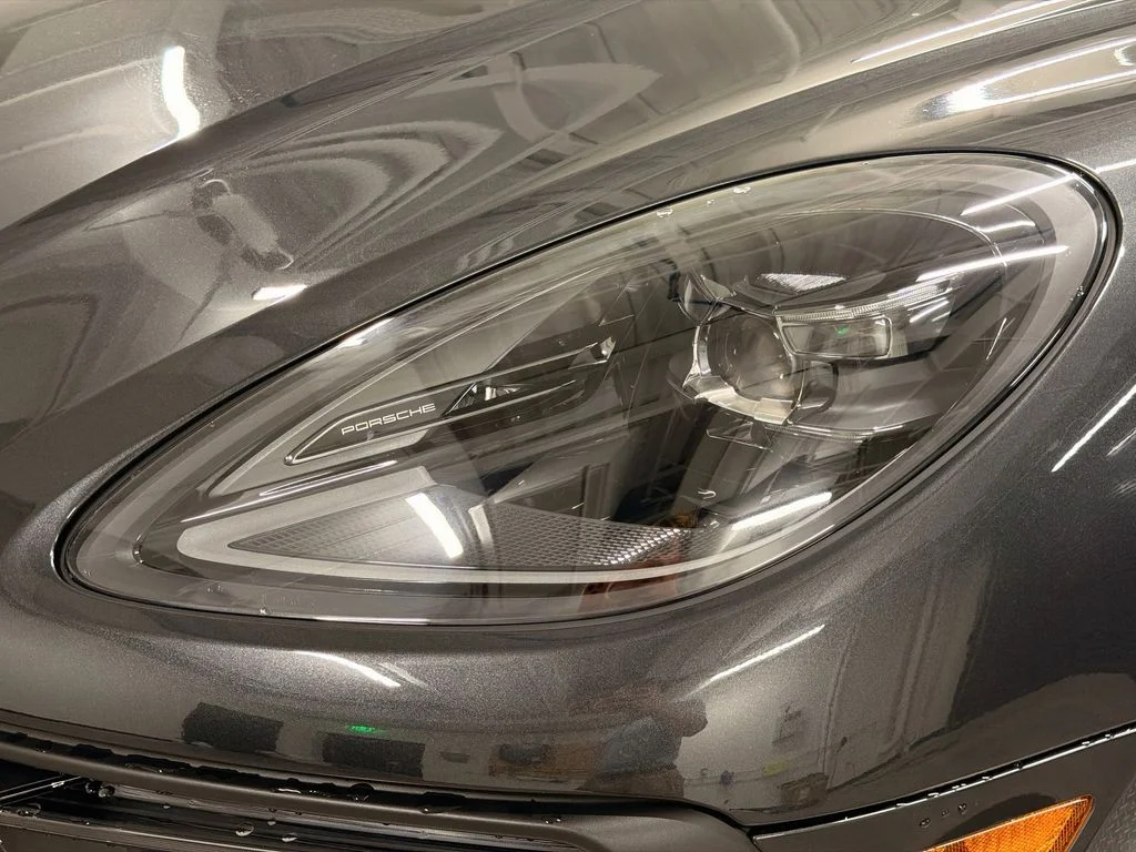 Used 2026  Porsche  image 32