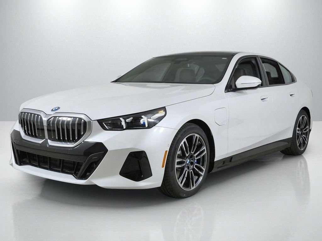 2027 BMW 5 Series 550e xDrive Sedan's photo