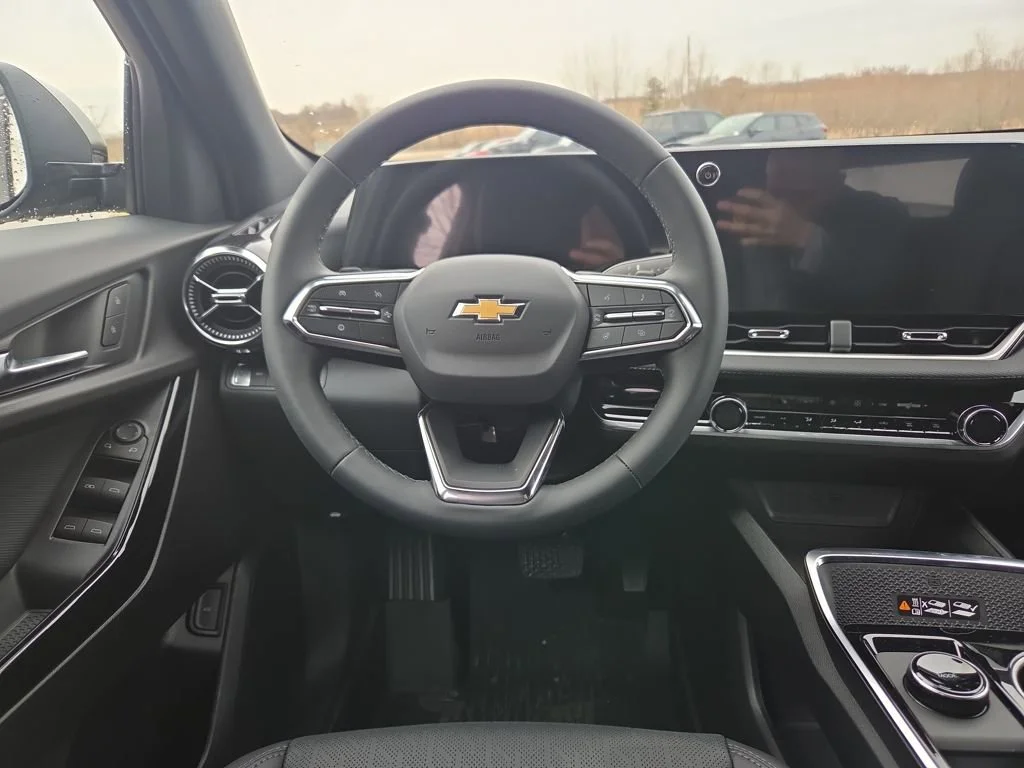 2026 Chevrolet Equinox LT - Photo 11