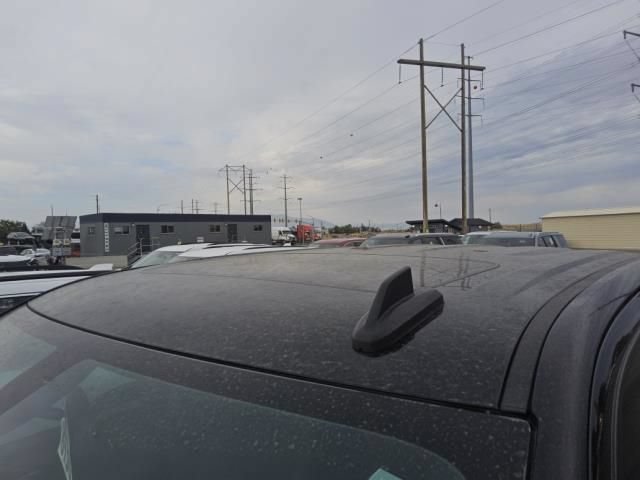 Used 2022 BLACK Chevrolet LT Trail Boss image 3