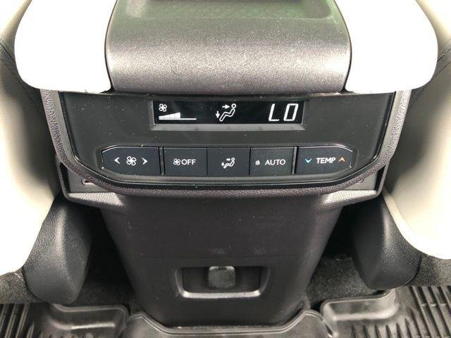 Certified Used 2024 WIND CHILL PEARL Toyota  image 13