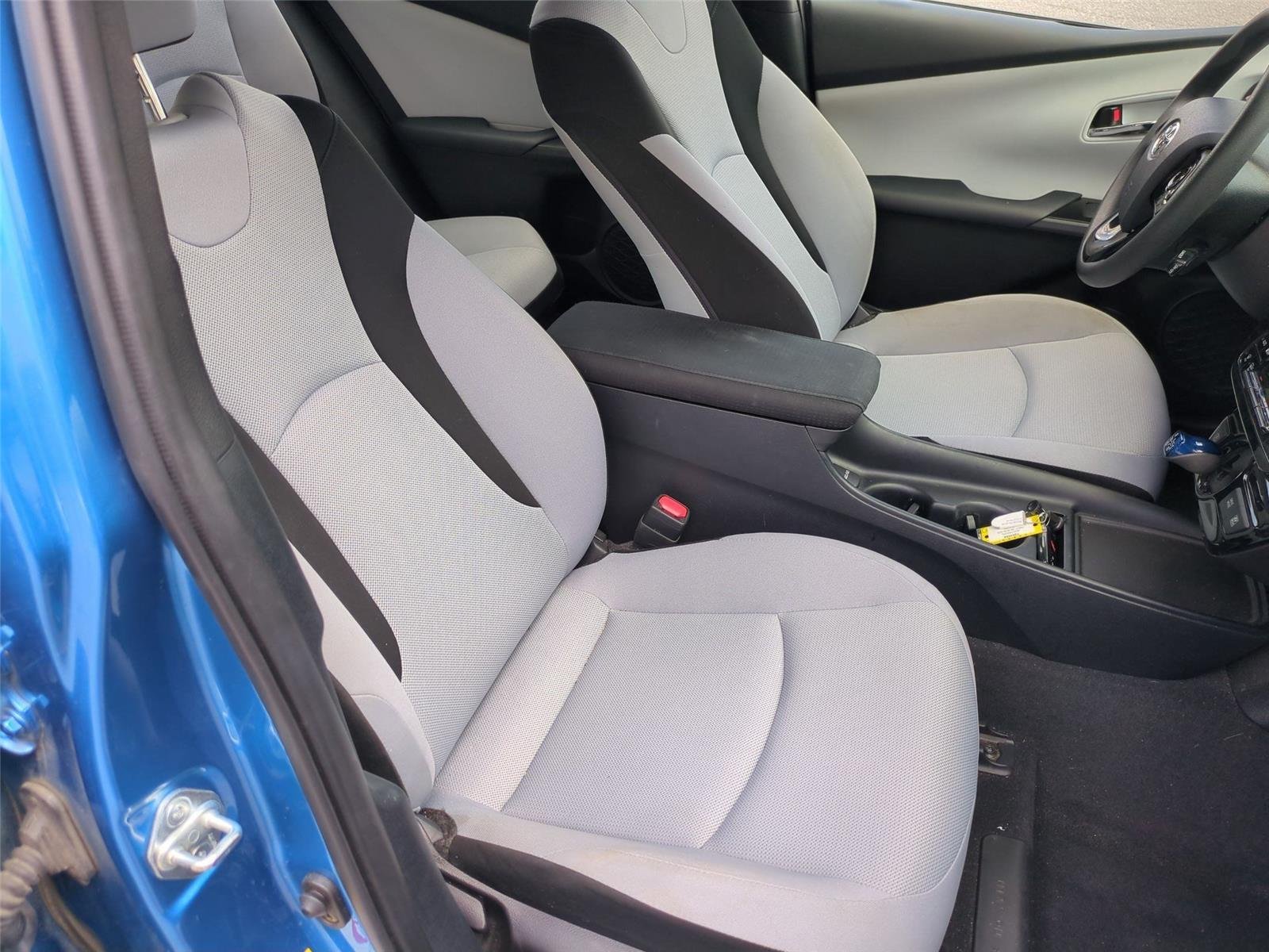 Used 2020 Electric Storm Blue Toyota XLE image 35