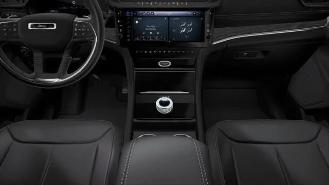 New 2027 High-Gloss Black Paint Jeep Limited image 83