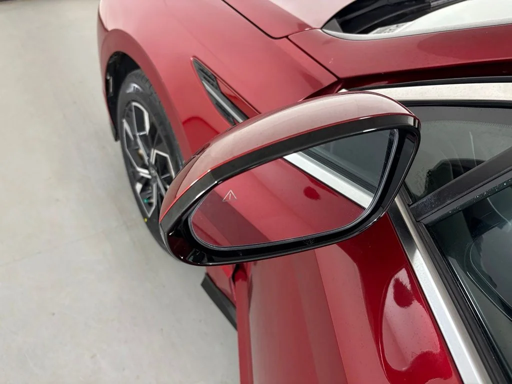 Used 2025 Red Hyundai SEL image 15