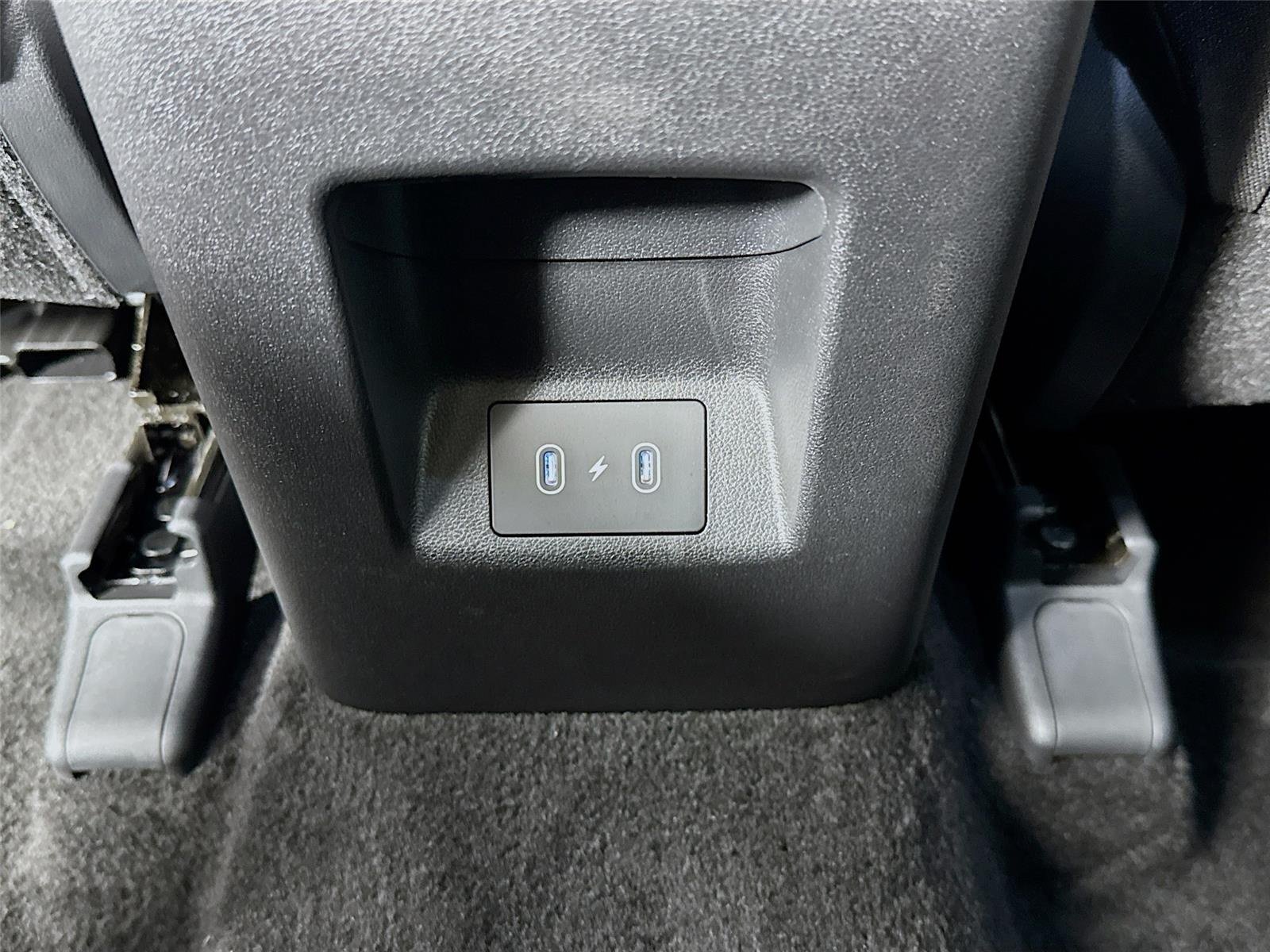 Used 2026 Phantom Black Hyundai SEL image 25