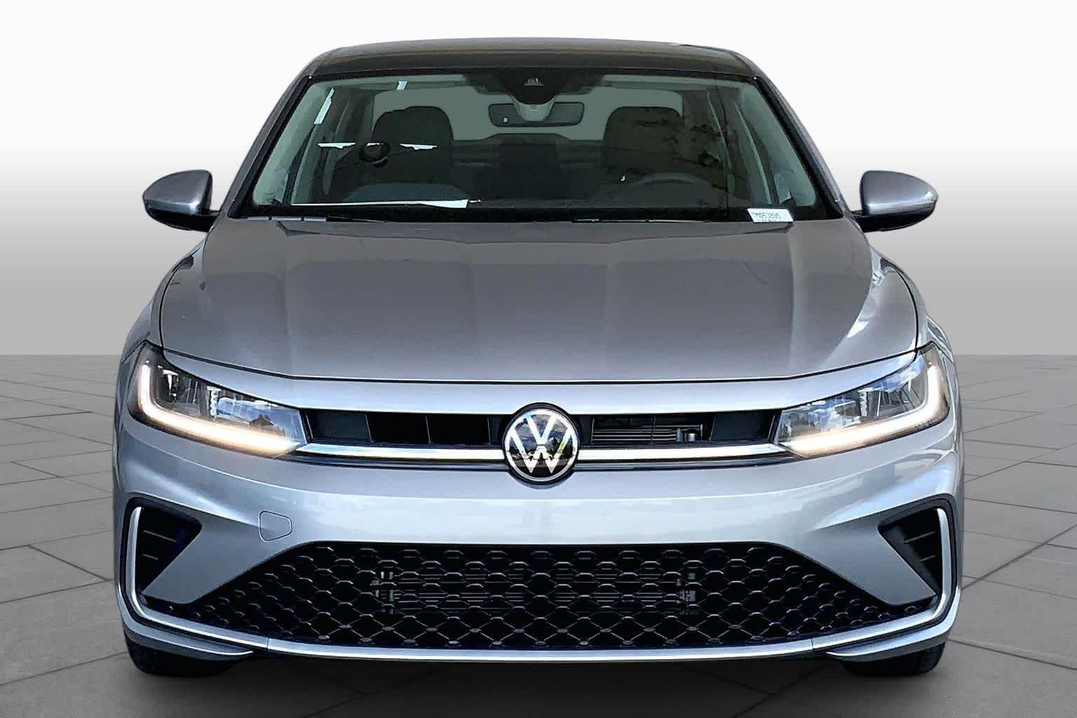 New 2026 Pyrite Silver Metallic Volkswagen SE image 3