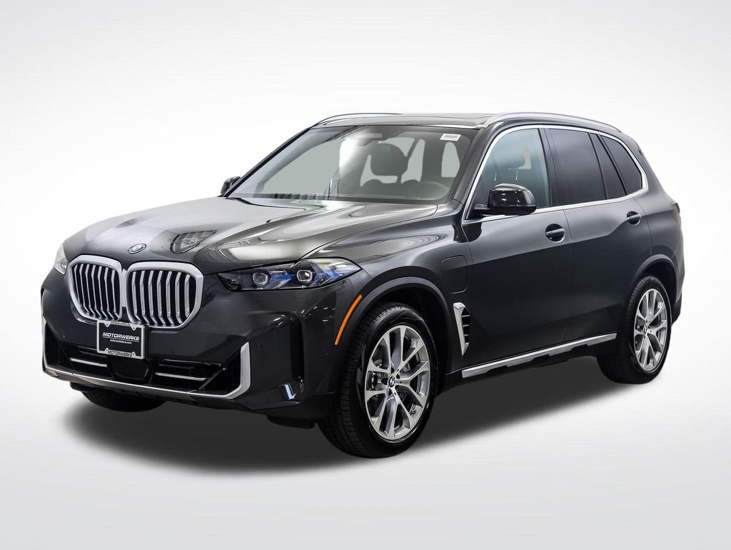 New 2026 Gray Metallic BMW xDrive50e image 1