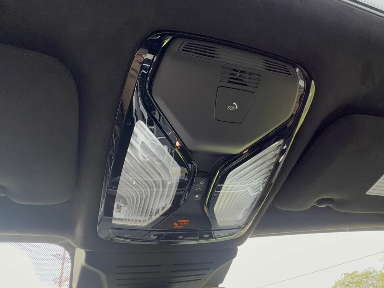 New 2027 Black Sapphire Metallic BMW xDrive40i image 25