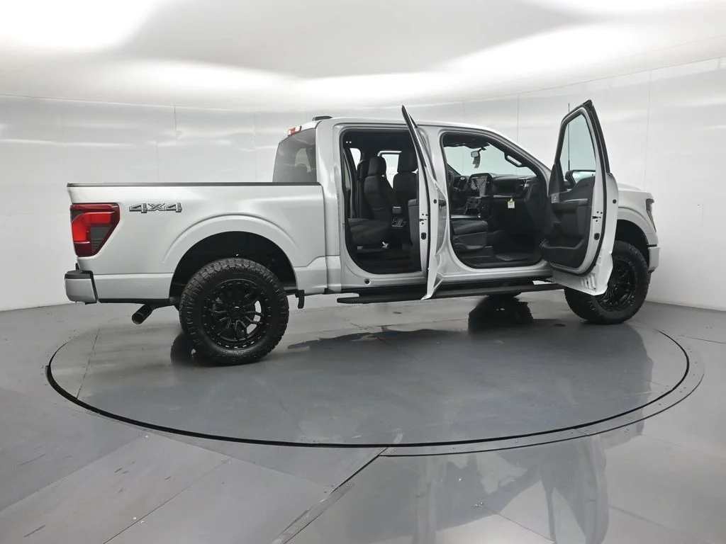 New 2026 Avalanche Ford STX image 3