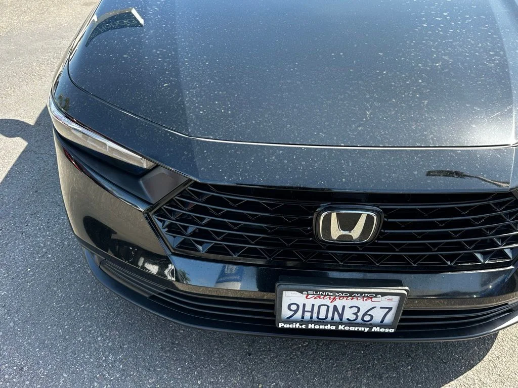 Used 2023  Honda LX image 4