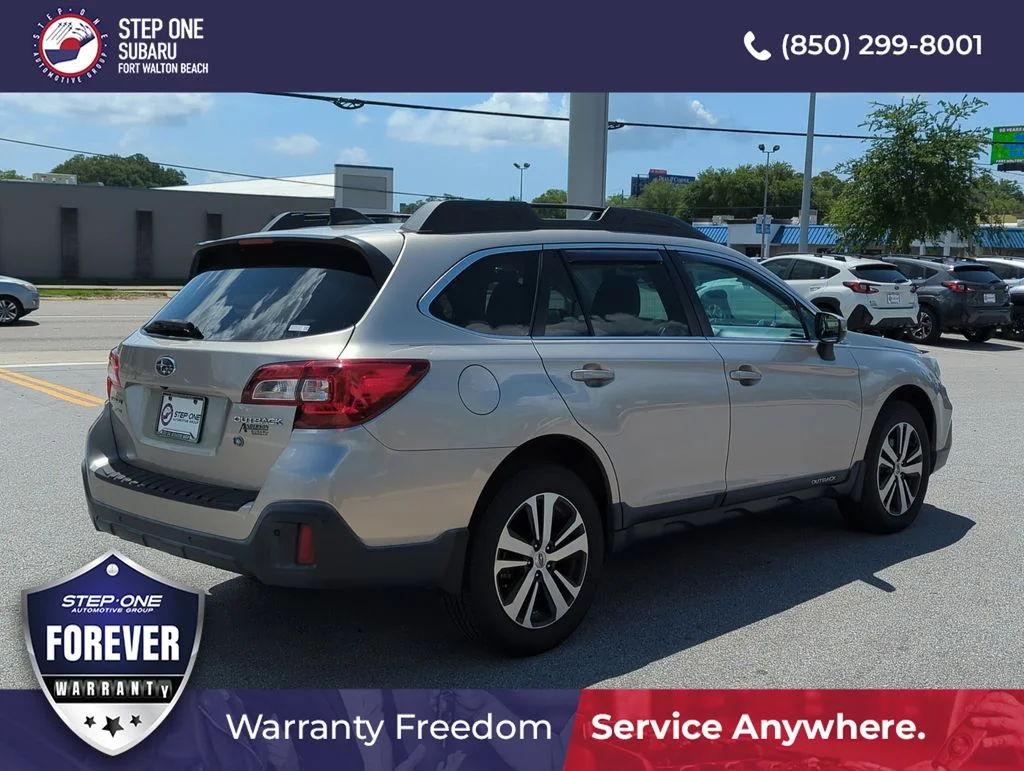 Used 2018 Gray Subaru 2.5i image 7