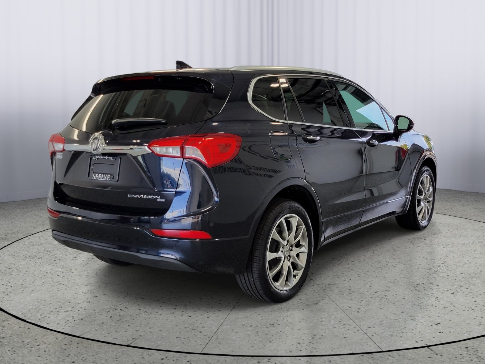 Used 2020 Blue Buick Essence image 2