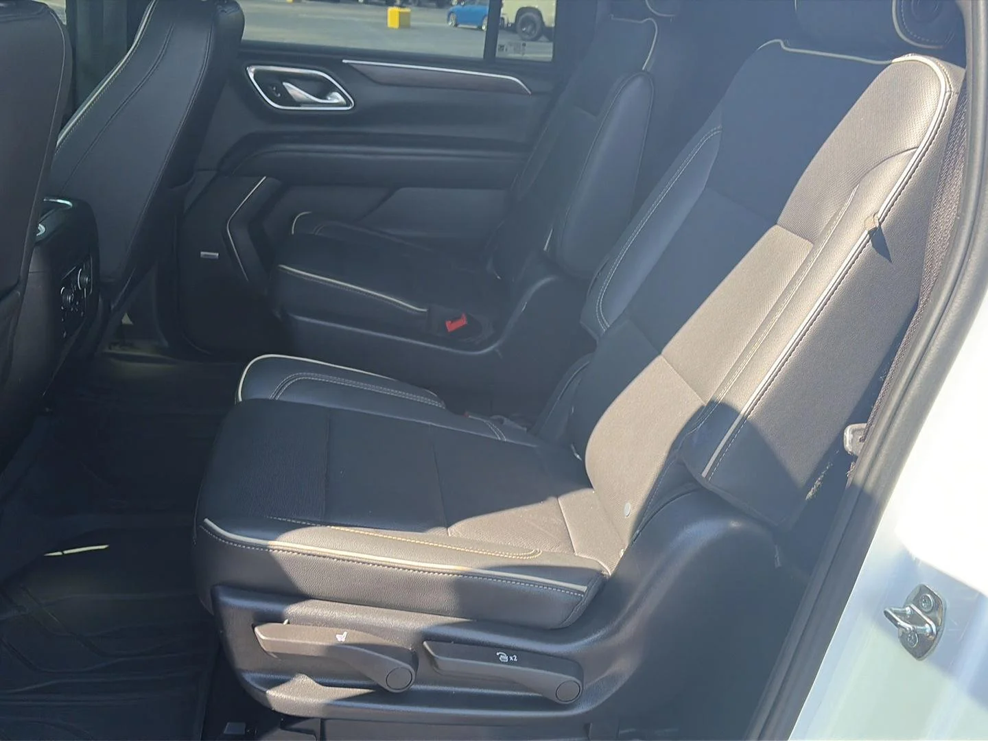 Used 2022 SUMMIT WHITE Chevrolet Premier image 14